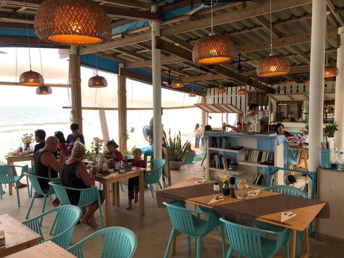 Hotel Le Petit Saint Tropez Khanom Exterior foto