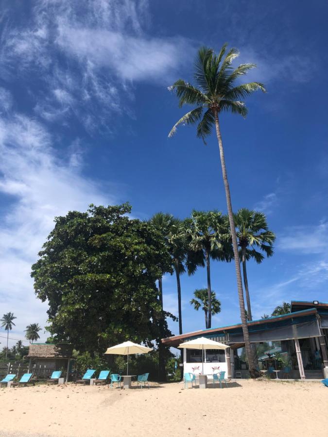 Hotel Le Petit Saint Tropez Khanom Exterior foto